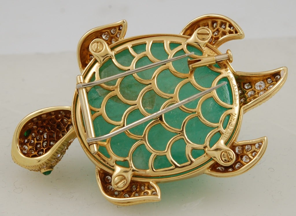 Van Cleef and Arpels Emerald Turtle Brooch For Sale at 1stdibs