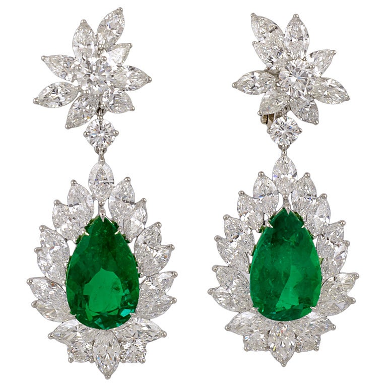 Emerald Diamond Earrings For Sale at 1stdibs