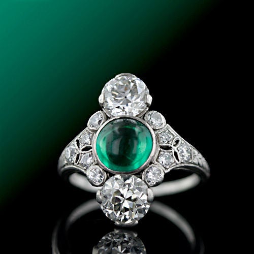 Art Deco Cabochon Emerald Ring by Dreicer & Co. In Excellent Condition For Sale In San Francisco, CA