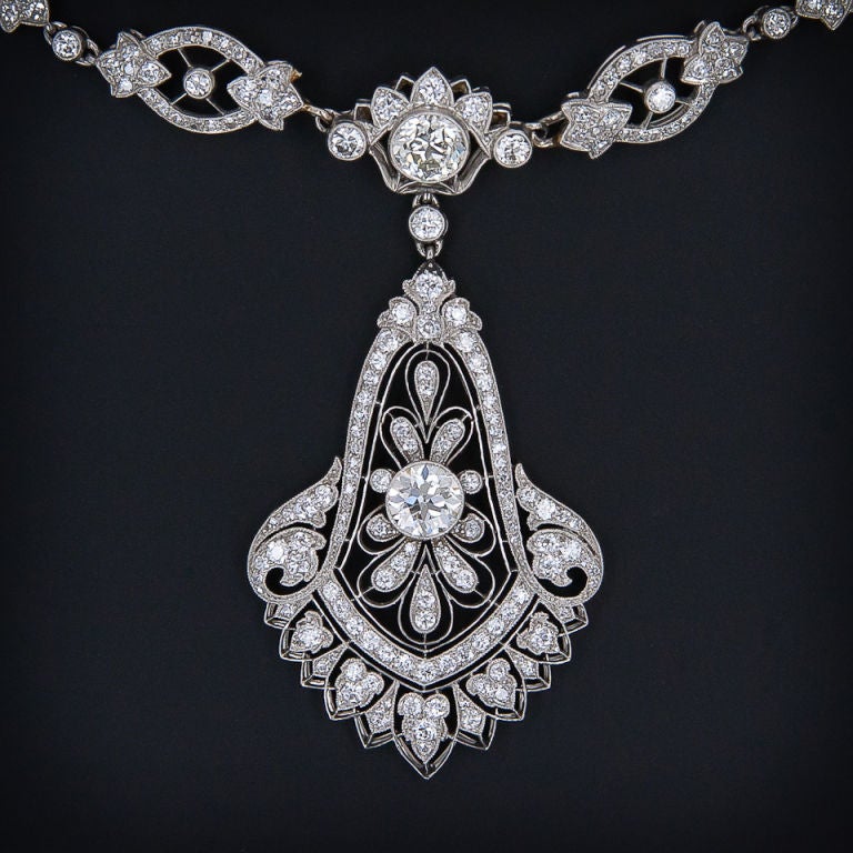Art Deco Cartier Diamond Platinum drop Necklace For Sale