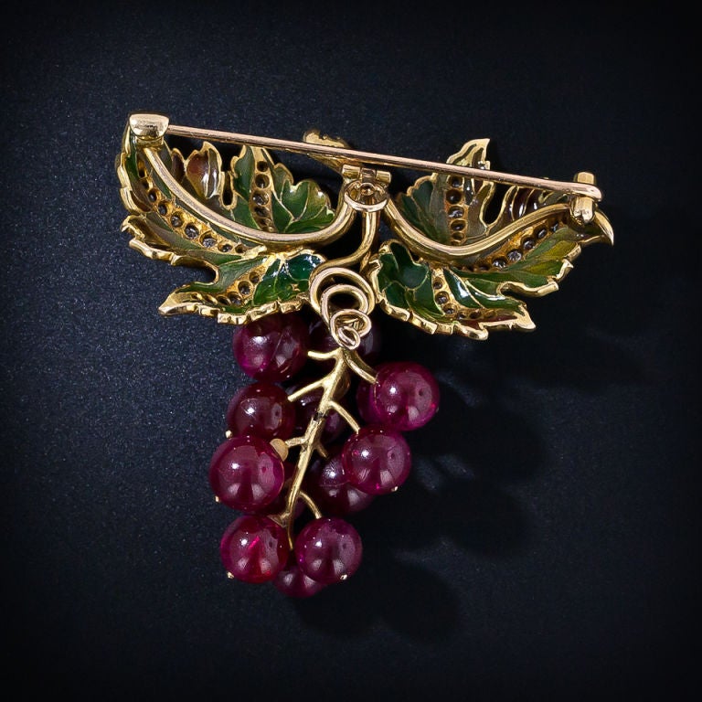 Art Nouveau Plique a Jour Enamel Ruby Diamond Gold Grape Cluster Brooch In Excellent Condition In San Francisco, CA