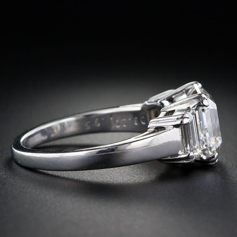 Contemporary 3.20 Asscher Cut Diamond Engagement Ring - GIA