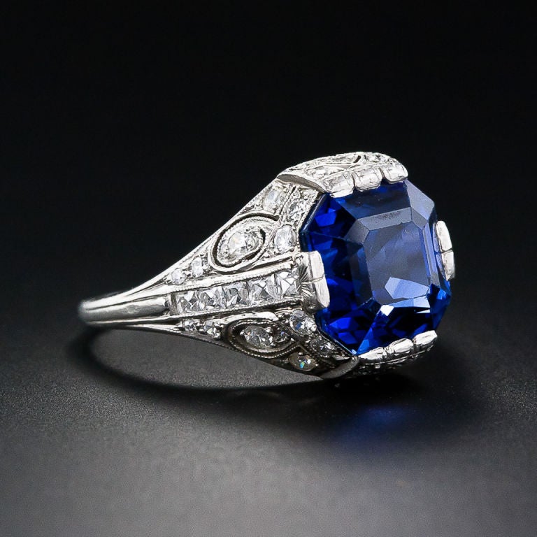 An original Tiffany & Company sapphire ring from the early 20th century. This amazing and exceptional platinum ring is set with an 8.00 carat square emerald-cut sapphire of an extraordinary vibrant blue and is accompanied by a GIA report stating Sri