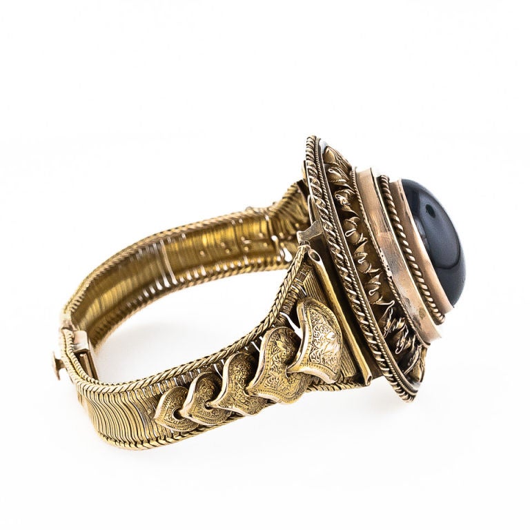 Women's Early Victorian Garnet Bracelet