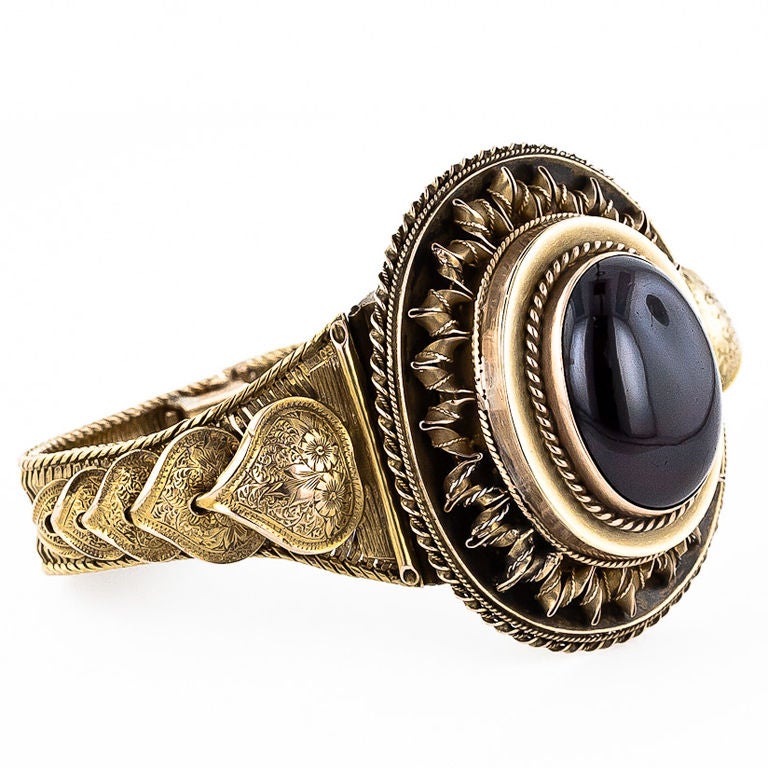 Early Victorian Garnet Bracelet