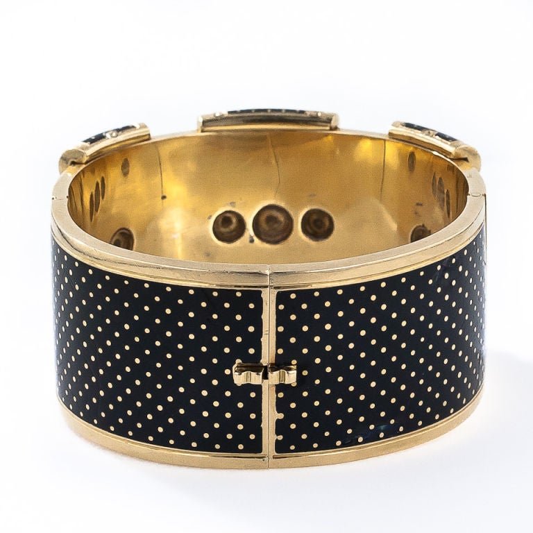 French Polka-Dot Enamel Hinged Bracelet In New Condition For Sale In San Francisco, CA