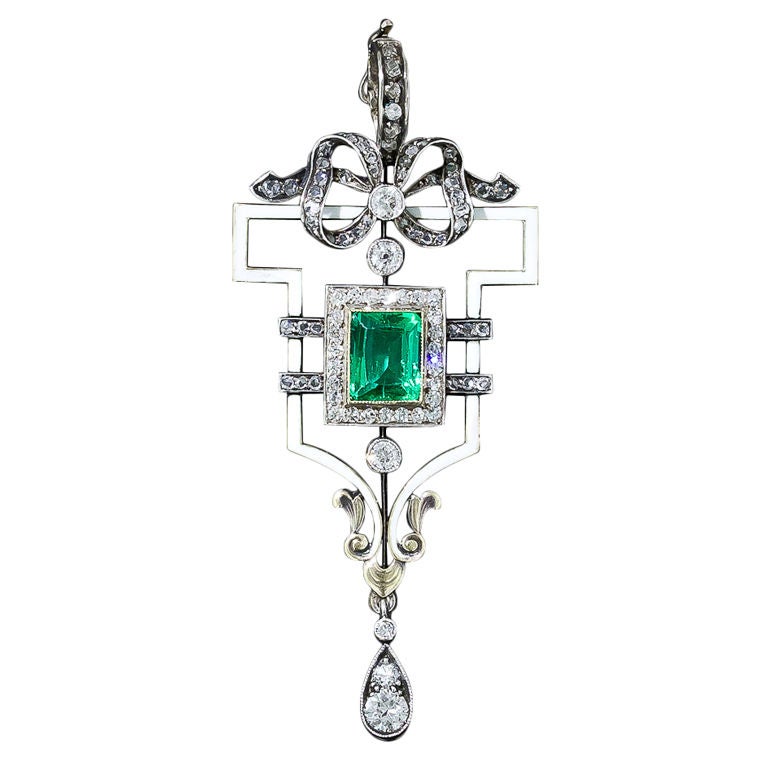Late Victorian/Early Edwardian Emerald Diamond Pendant For Sale