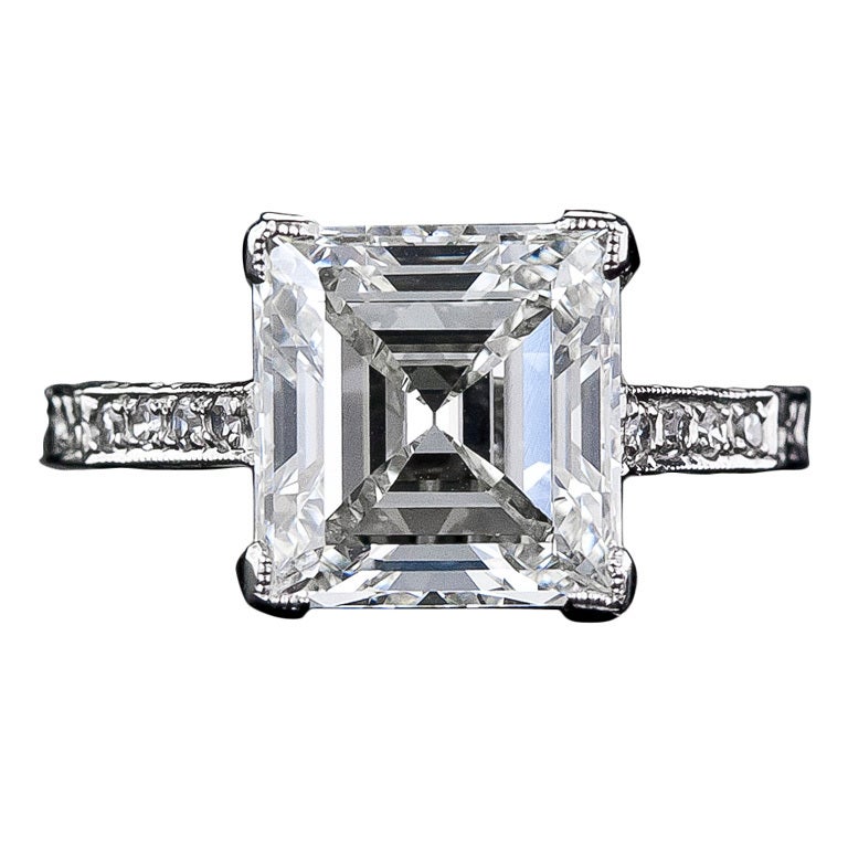 Square-Cut Diamond Ring 3.46 carats GIA