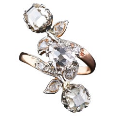 Antique Three-Stone Diamond Ring with 1.91 Carat Fancy Color Diamond - GIA
