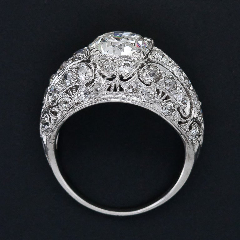 2.43 Carat Center Antique Diamond Bombe Ring In Excellent Condition For Sale In San Francisco, CA