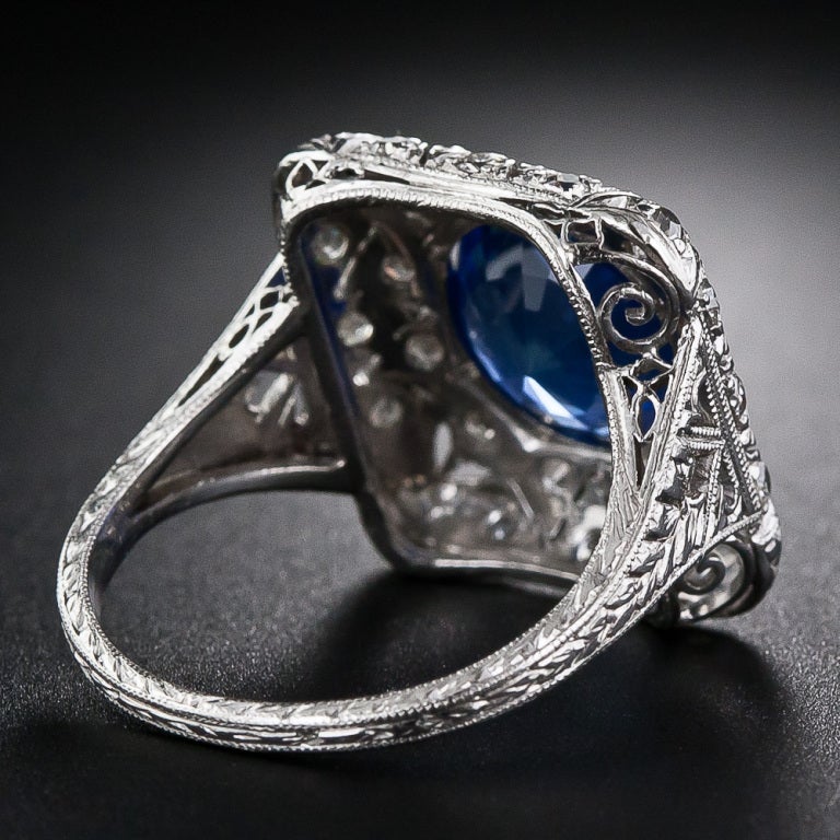 Sapphire and Diamond FIligree Ring In Excellent Condition For Sale In San Francisco, CA