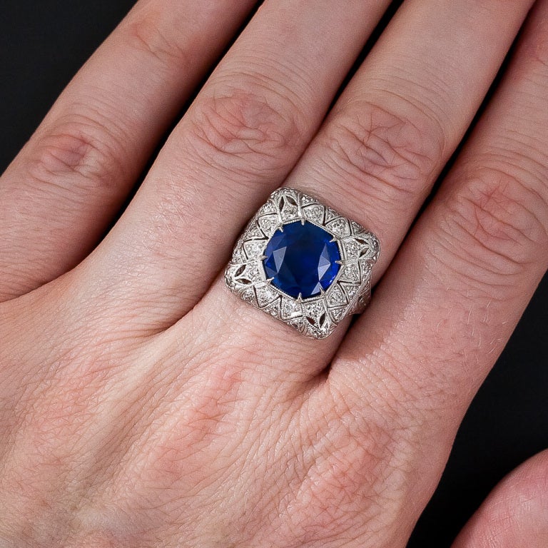 Sapphire and Diamond FIligree Ring For Sale 1
