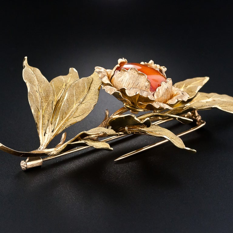 Women's or Men's Buccellati Mexican Opal Gold Leaf Brooch For Sale