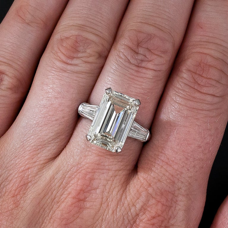 6 carat emerald cut engagement rings