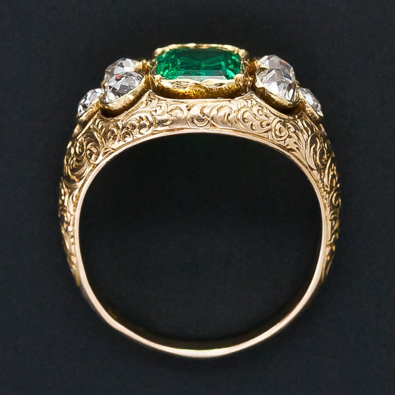 Antique Emerald and Mine-Cut Diamond Ring In Excellent Condition In San Francisco, CA