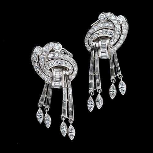 1950s Platinum and Diamond Ear Drops In Excellent Condition For Sale In San Francisco, CA