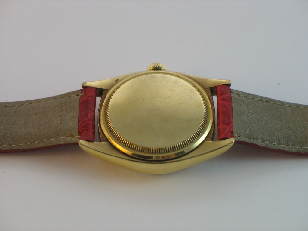 Gold Automatic Watch With Date Dispaly
Case 328431, Manufactured in 1957

Calibre 1065, 25 jewels, 