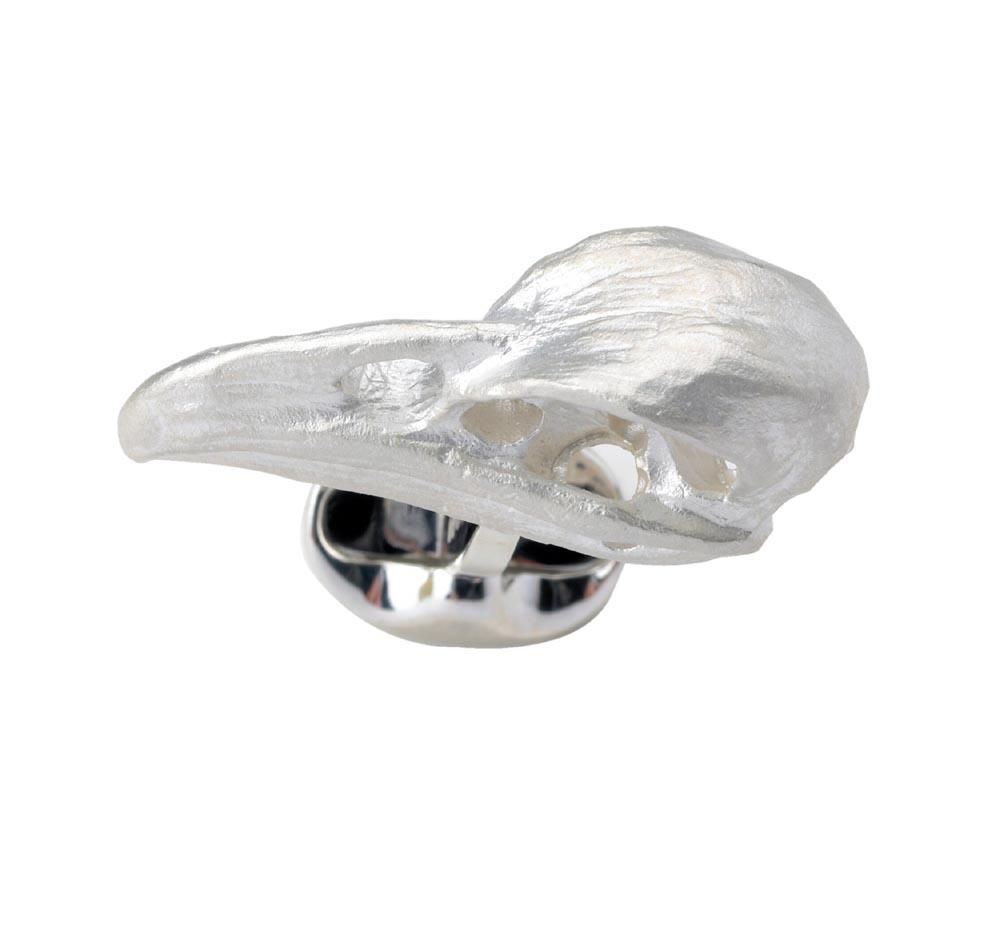 SHIPPING POLICY:
No additional costs will be added to this order.
Shipping costs will be totally covered by the seller (customs duties included). 

The solid silver bird skull cufflinks from the National History range have a small domed oval spring