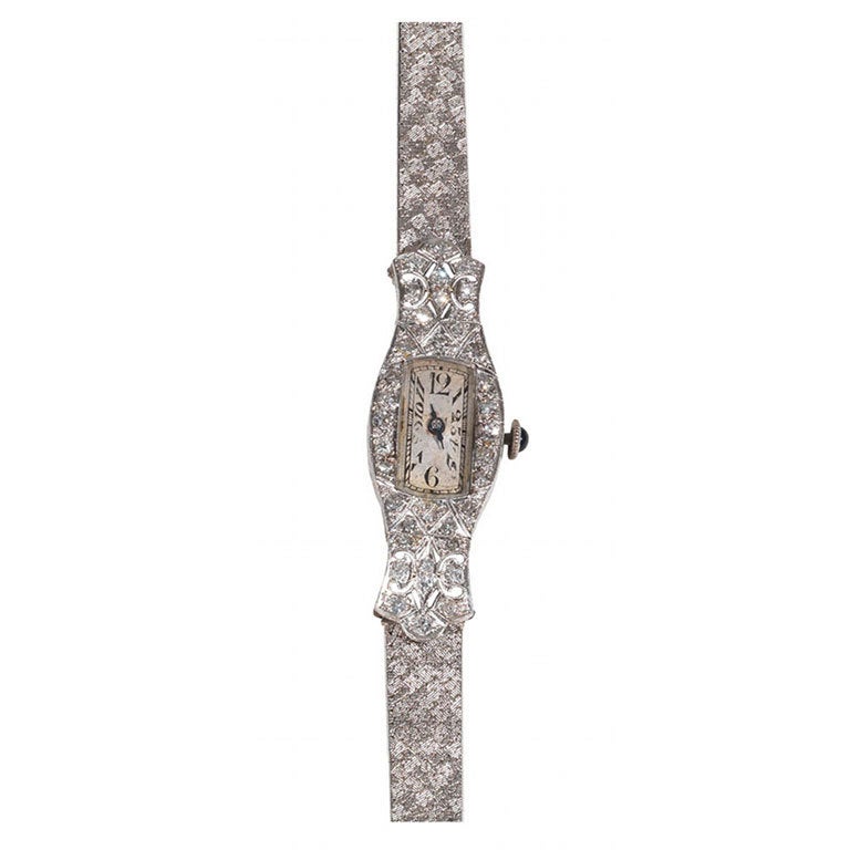 Montre-bracelet mécanique à diamants en platine pour dames en vente