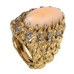 Vintage BUCCELLATI Impressive Coral And Diamond Ring