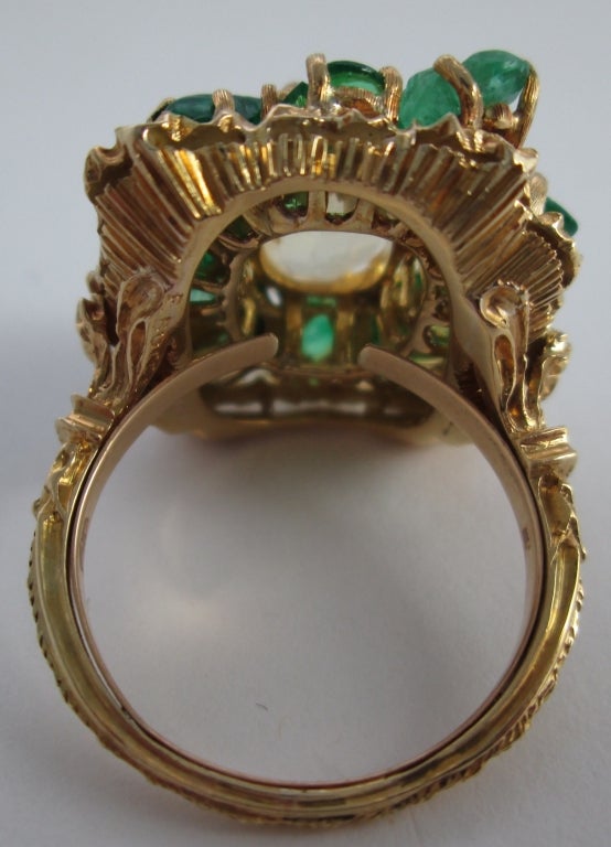 BUCCELLATI Ring mit gelbem Saphir und geschnitztem Smaragd