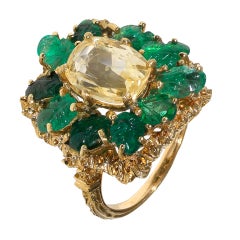 BUCCELLATI Yellow Sapphire and Carved Emerald Ring