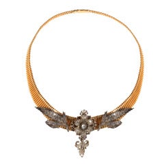 Late 19th Century Diamond Cluster Panels on a Gold Necklace