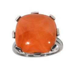 An Antique Coral Platinum Ring