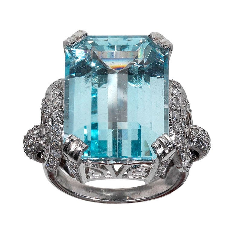 Aquamarine 20 carats and Diamond Ring at 1stDibs