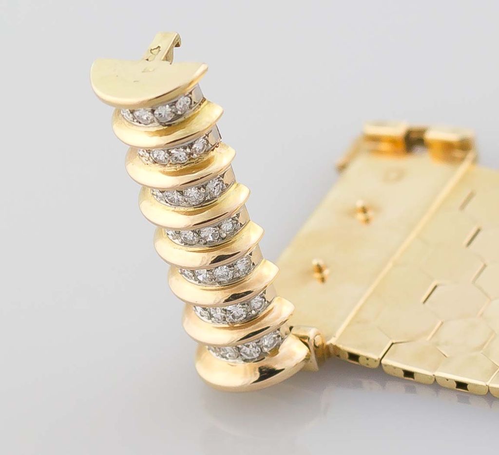 FRENCH Retro 18k Gold Diamond Honeycomb Buckle Bracelet 1