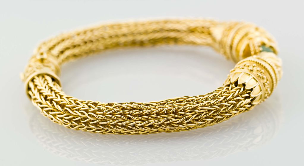 VAN CLEEF & ARPELS Etruscan Revival 18K Gold Emerald Bracelet 2