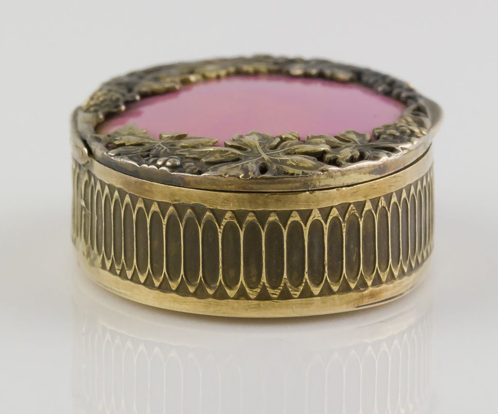 Russisches Art nouveau-Stil Pillbox aus Gold Emaille im Angebot 5