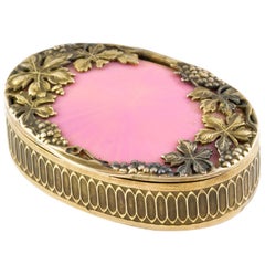 Russisches Art nouveau-Stil Pillbox aus Gold Emaille