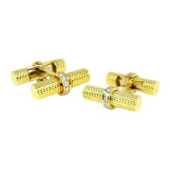 KURT WAYNE 18k Gold  and Diamond Textured Bar Cufflinks