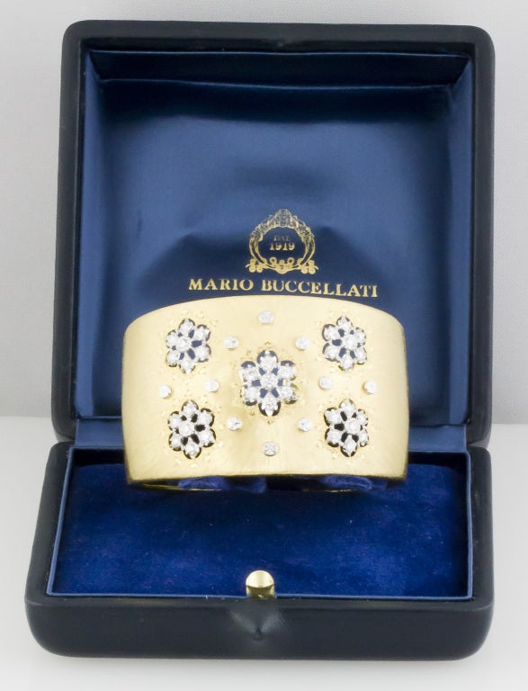 BUCCELLATI Diamond Gold Wide Cuff Bracelet 3