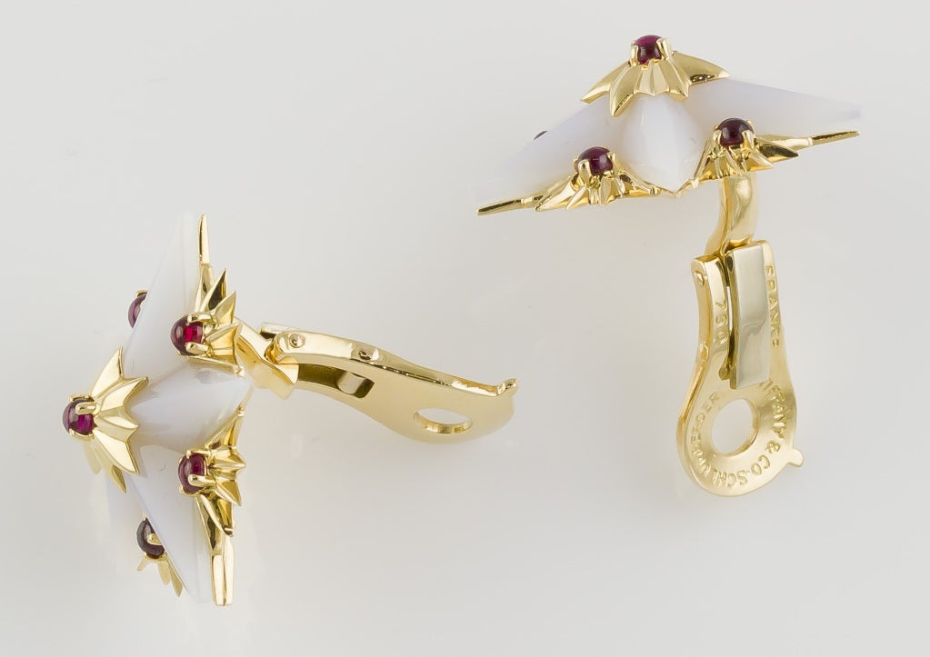 Contemporary TIFFANY & CO. SCHLUMBERGER Gold Ruby White Agate Star Earrin