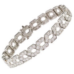 TIFFANY & CO. Impressive Platinum Diamond Link Bracelet