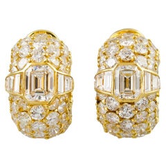 BULGARI Important Diamond Gold Earrings