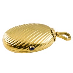 Heavy Sapphire and Ribbed Gold Pillbox