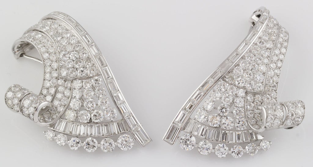 SERVOZ PARIS Art Deco Diamond Platinum Double-Clip Brooch