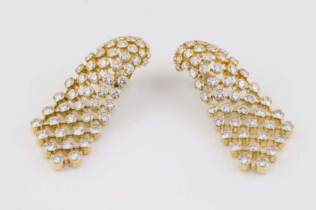 Contemporary CARTIER Impressive Cascading Diamond and Gold Drop Earrings