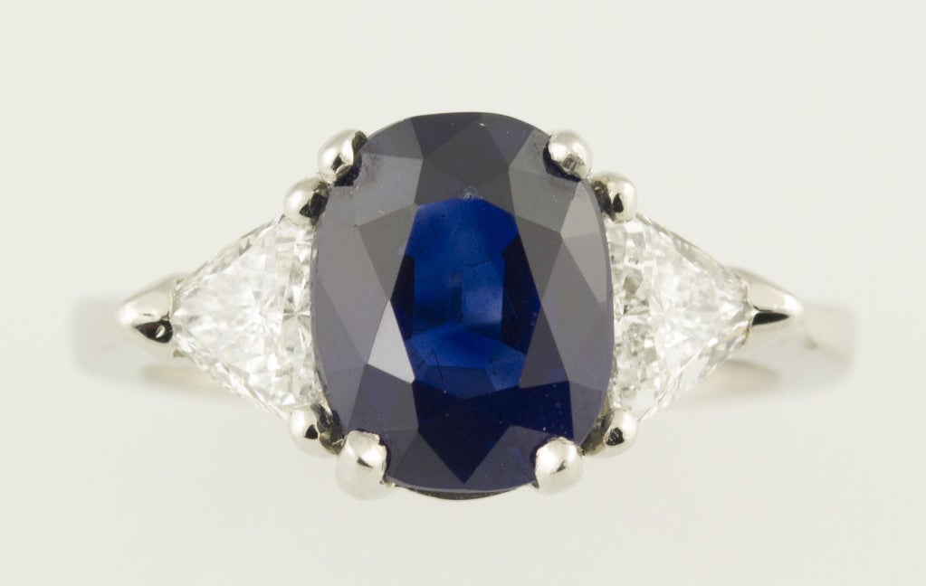 Natural 3.58 Carat Sapphire Diamond Platinum Ring For Sale 1