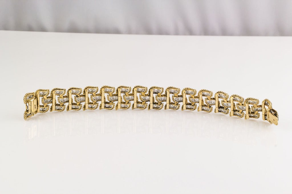 VAN CLEEF & ARPELS 1960s Diamond Platinum Gold Link Bracelet 2