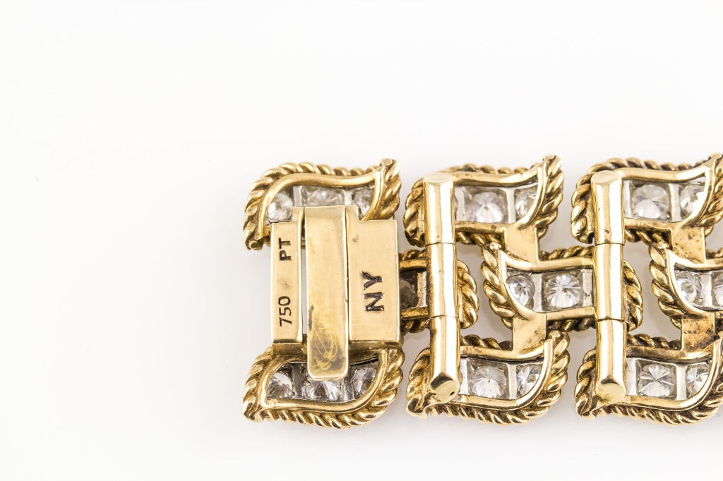 VAN CLEEF & ARPELS 1960s Diamond Platinum Gold Link Bracelet 5