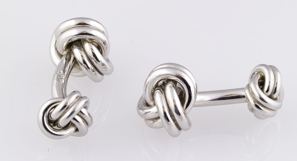 Elegant platinum knot cufflinks by Tiffany & Co. Hallmarks : Tiffany & Co. PT950.