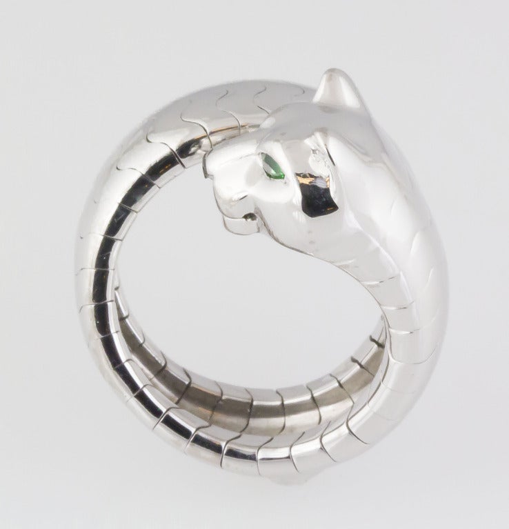 Very desirable 18K white gold and emerald  ring from the 