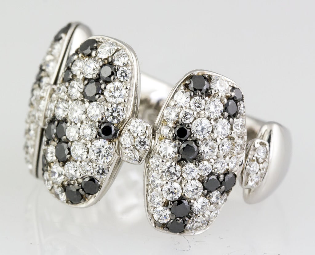 DE GRISOGONO ZUCCHERO Diamond & White Gold Flexible Ring