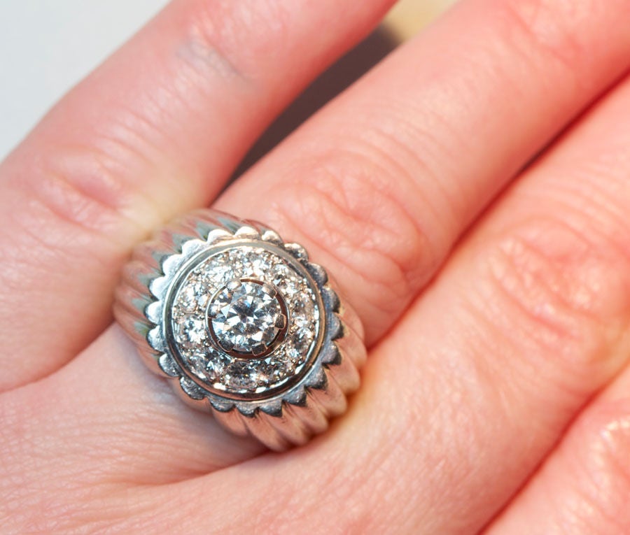 GEORGE L'ENFANT Diamond Platinum Ring In Good Condition For Sale In Amsterdam, NL