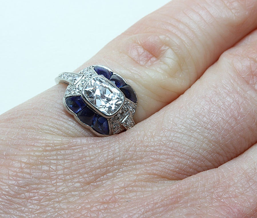 Women's LINZELER & MARCHAK Art Déco Diamond and Sapphire Ring