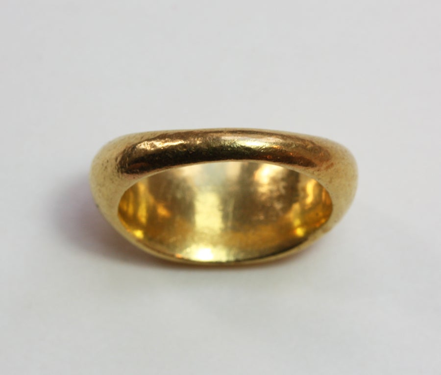 Large Roman Gold Gryllos Intaglio Ring 1